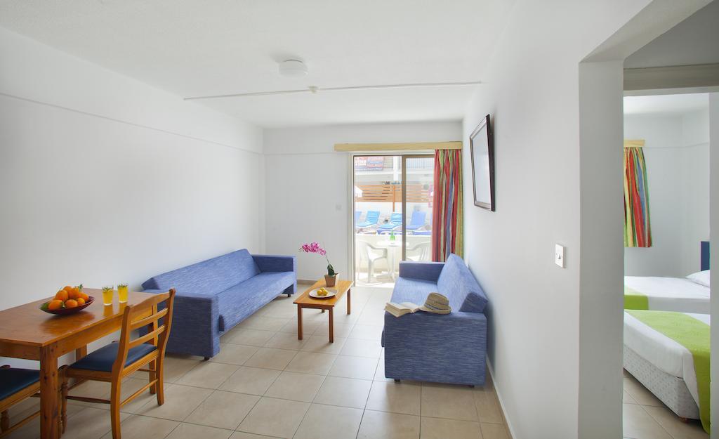 Paloma Hotel Apartments Ayia Napa Exterior photo