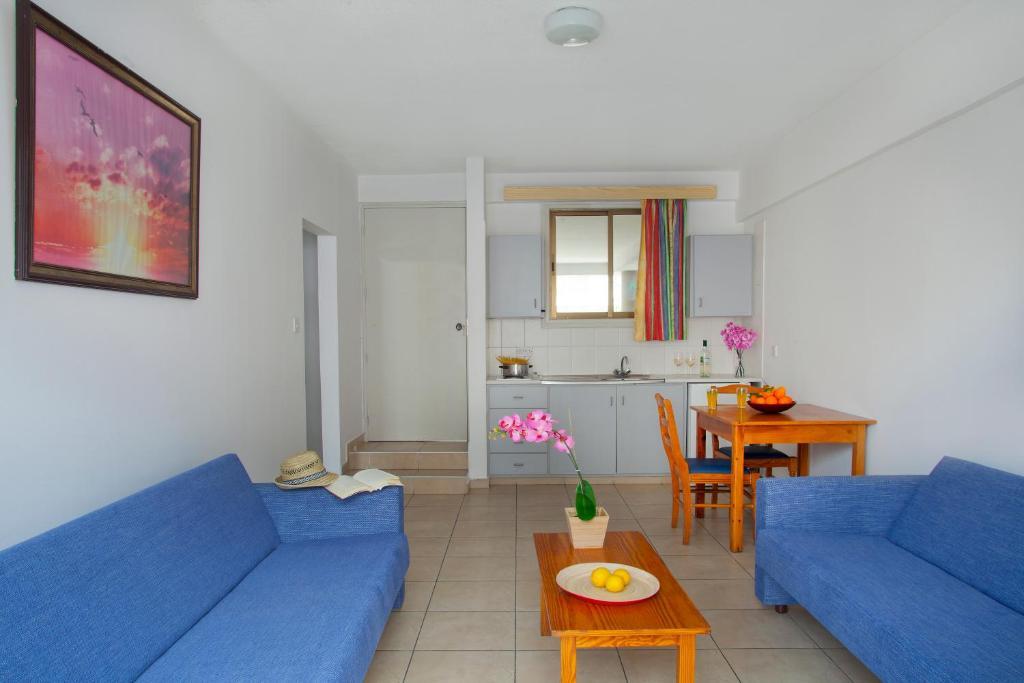 Paloma Hotel Apartments Ayia Napa Room photo